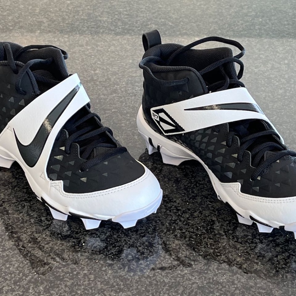 Nike Mens Force Zoom Trout 6 Keystone AT3441-002 Black Baseball Cleats Shoes 6Y